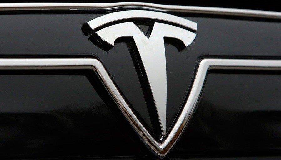 ¿Conoces el significado del logotipo de Tesla?