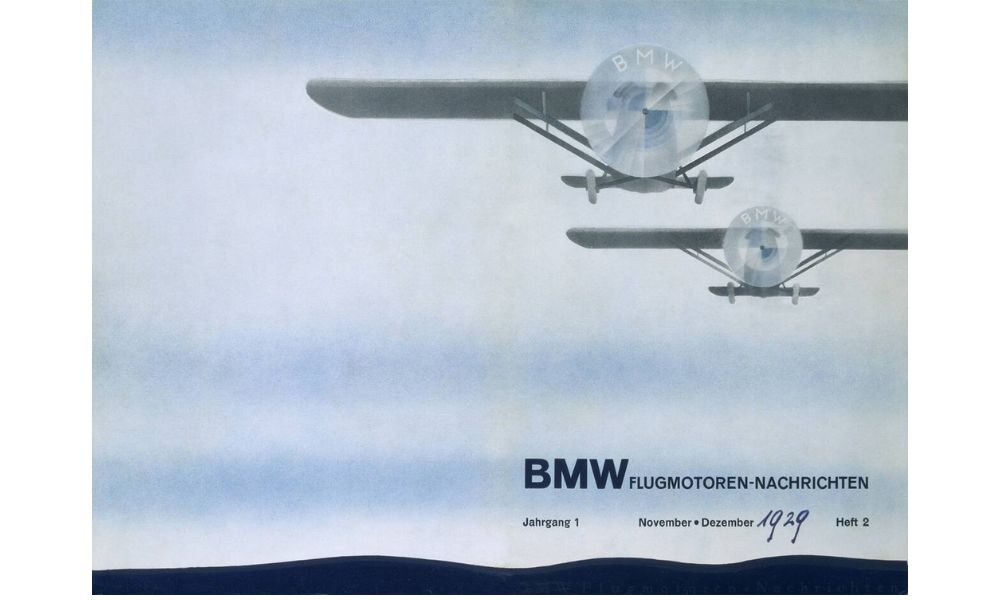 imagen de avionetas volando y se puede apreciar el logotipo BMW en sus hélices en movimiento |mycaready technologies