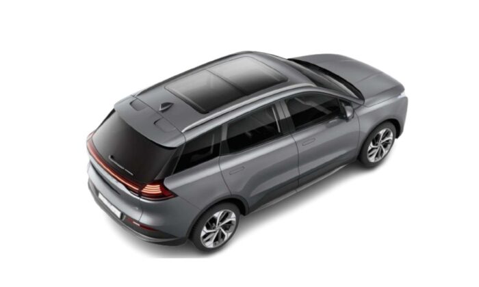 Imagen superior del coche AIWAYS modelo U5 Prime color gris ,Motor Eléctrico ,Potencia 204 CV con Cambio Automático | Mycaready Technology|