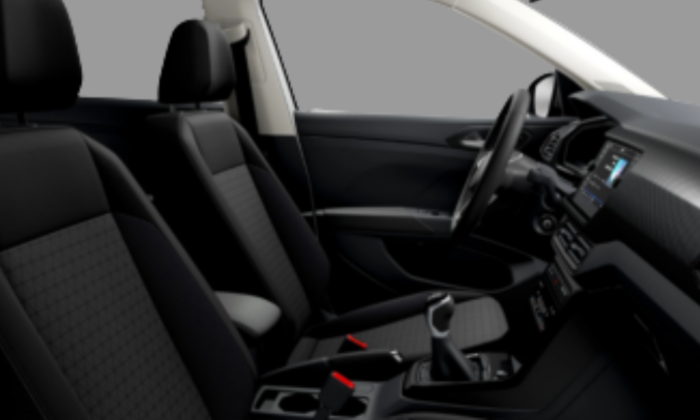 Imagen interior del modelo del coche Volkswagen T-Cross Advanced 1.0 TSI de color blanco, con cambio manual y con motor de gasolina 110 cv